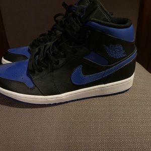 Men’s Jordan 1 Mid Royal